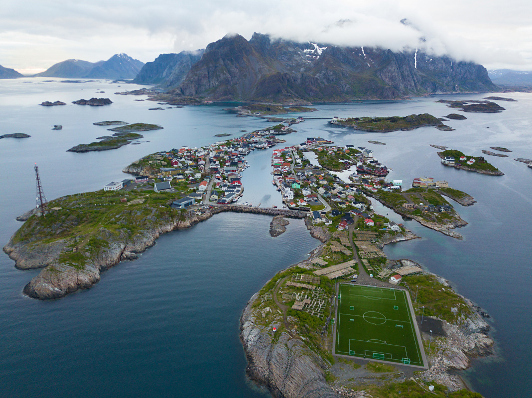 Henningsvær