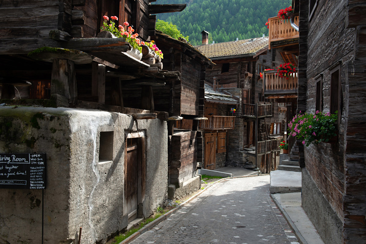  策馬特(Zermatt)的小巷